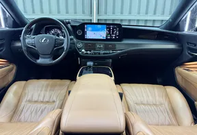 Lexus LS 500 2024