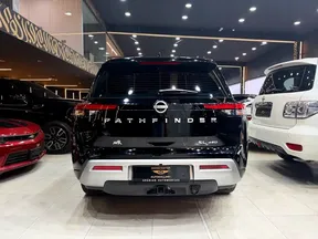 Nissan Pathfinder 2024