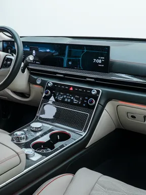 Genesis GV80 2025