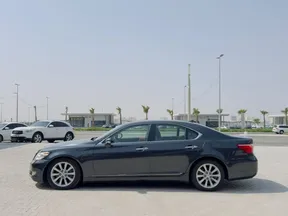 Lexus LS 460 2010