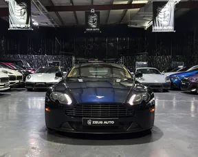 Aston Martin V8 Vantage 2014