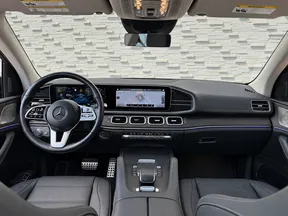 Mercedes-Benz GLS 450 2023