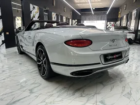Bentley Continental GTC 2019