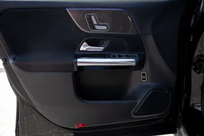 Mercedes-Benz GLA 200 2023