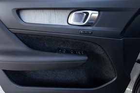 Volvo XC40 2024