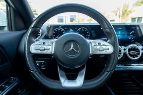 Mercedes-Benz GLA 200 2021