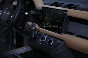 Land Rover Defender 110 2025