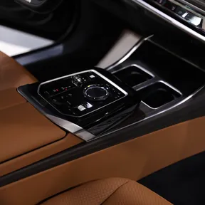 BMW 7 Series 735 2026