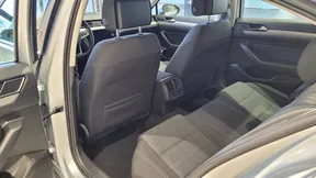 Volkswagen Passat 2022