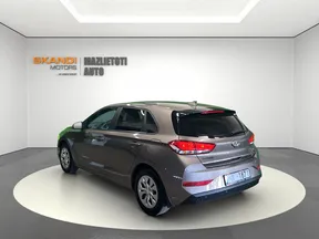 Hyundai i30 2022