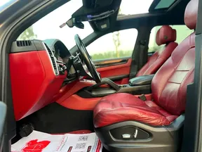 Porsche Cayenne Turbo 2019