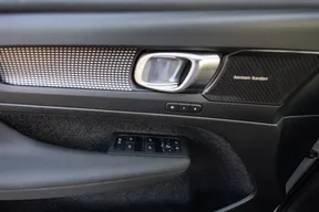 Volvo XC40 2023