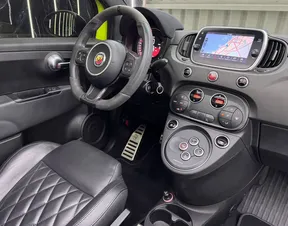 Abarth 595 2022
