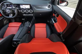 Mercedes-Benz GLA 200 2025