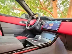 Land Rover Range Rover Velar 2025