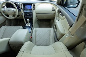 Infiniti QX70 2019