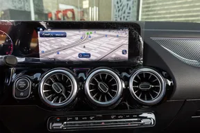 Mercedes-Benz GLA 200 2025
