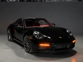 Porsche 911 Carrera 4 2023