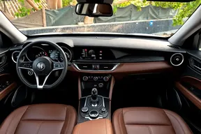 Alfa Romeo Stelvio 2020