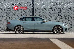 BMW 5 Series 520 2024