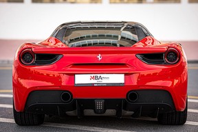 Ferrari 488 2016