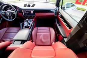 Porsche Cayenne 2020