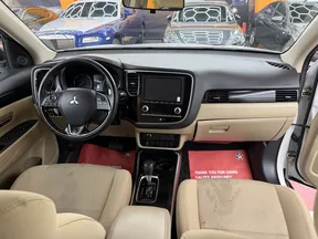 Mitsubishi Outlander / Airtek 2023