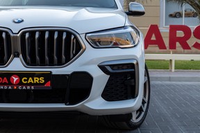 BMW X6 M50i 2022