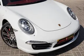 Porsche 911 Carrera 4S 2015