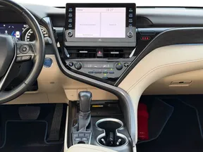 Toyota Camry 2024