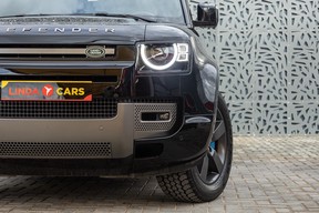 Land Rover Defender 110 2025
