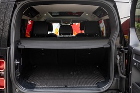 Land Rover Defender 110 2022