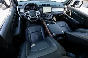 Land Rover Defender 90 2024