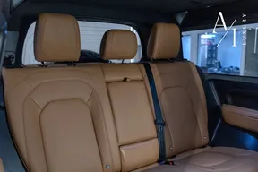 Land Rover Defender 90 2023