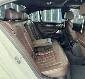 BMW 5 Series M550 2019