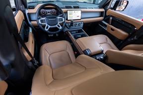 Land Rover Defender 110 2024