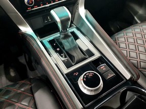 Mitsubishi Pajero Sport / Montero Sport / Shogun Sport 2021