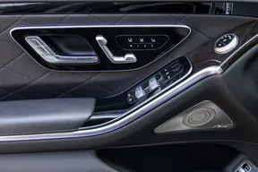 Mercedes-Benz S-Class 500 2024