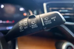 Jeep Grand Wagoneer 2023