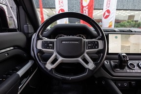 Land Rover Defender 110 2022