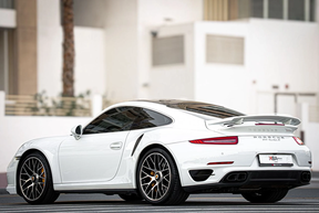Porsche 911 Turbo S 2015
