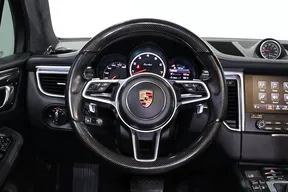 Porsche Macan Turbo 2017