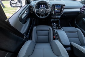 Volvo XC40 2024