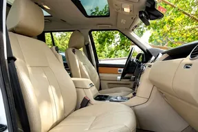 Land Rover LR4 2015