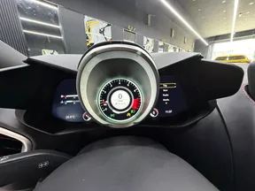 Aston Martin V8 Vantage 2019