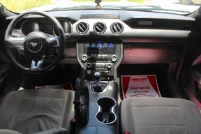 Ford Mustang 2015