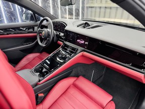 Porsche Panamera 4S E-Hybrid 2025