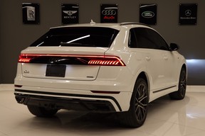 Audi Q8 2021