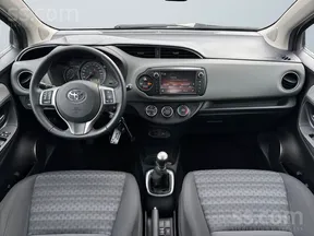 Toyota Yaris 2016