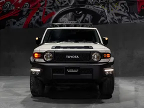 Toyota FJ Cruiser 2023